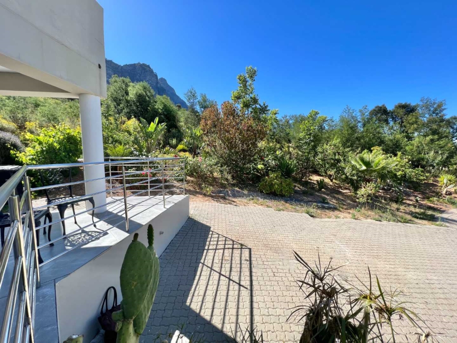 To Let 2 Bedroom Property for Rent in Johannesdal Western Cape